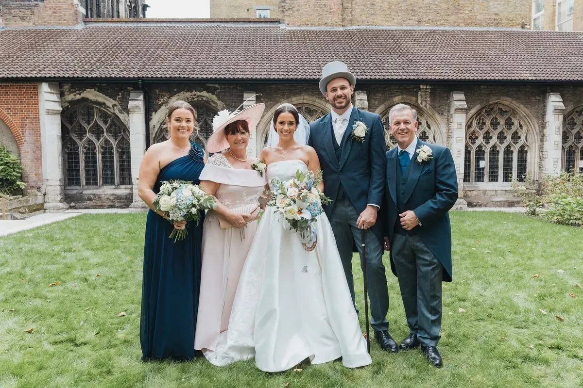 Corsages and boutonnieres image
