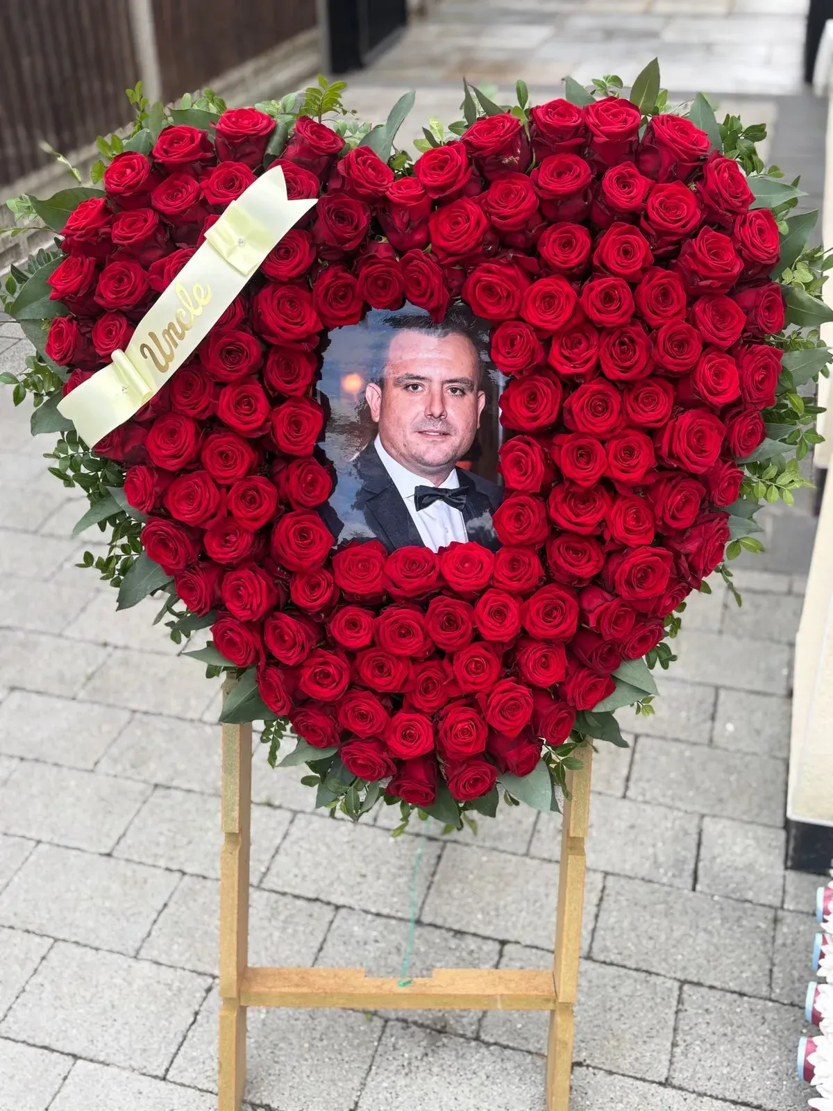 Sympathy flowers image