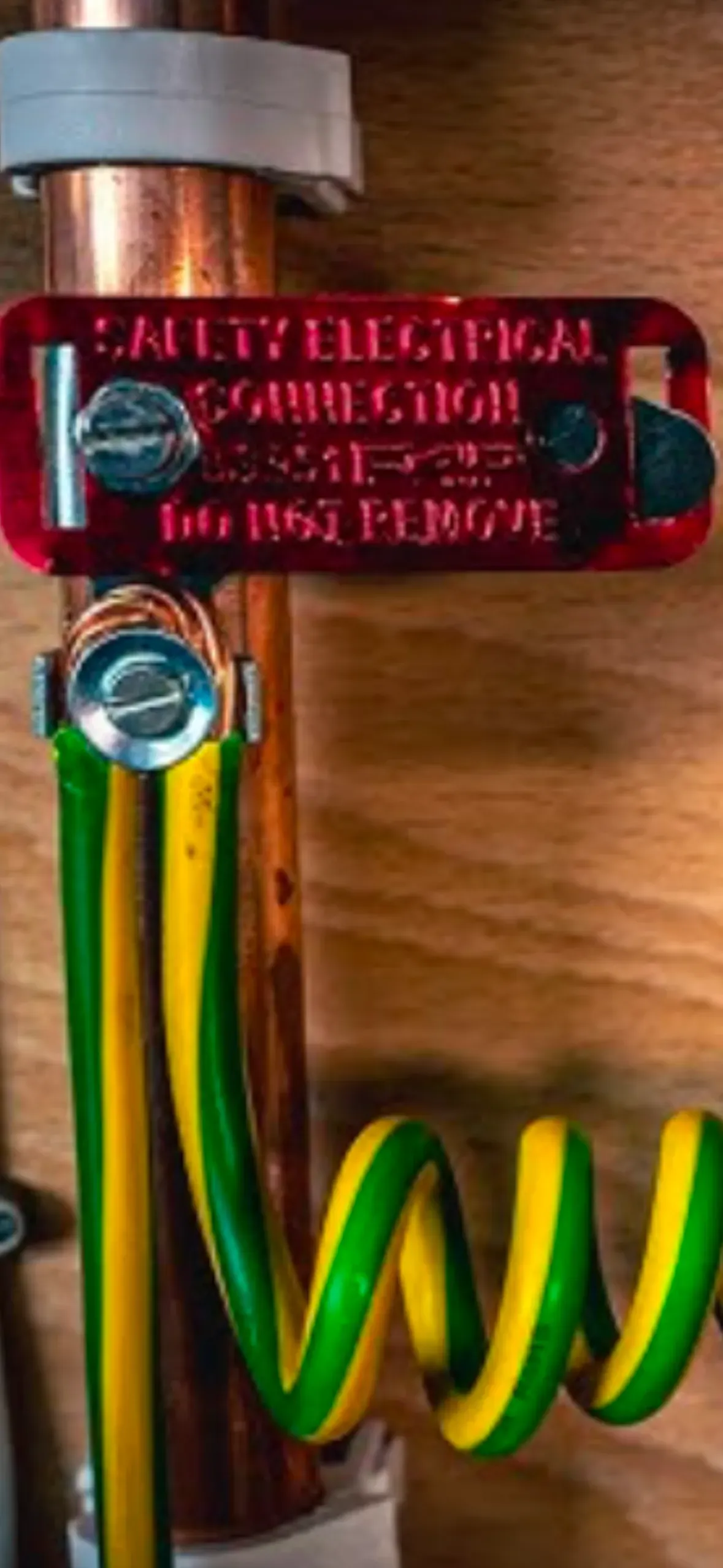 Main Earthing and Bonding Upgrades image background image