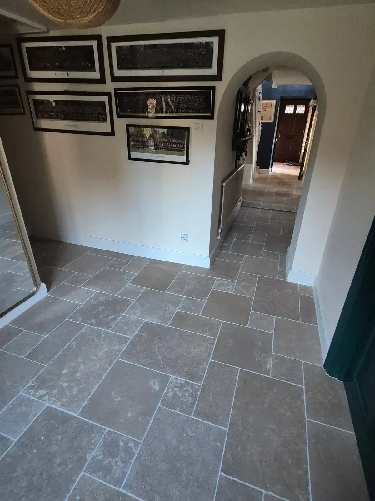 Natural Stone Tiling image background image