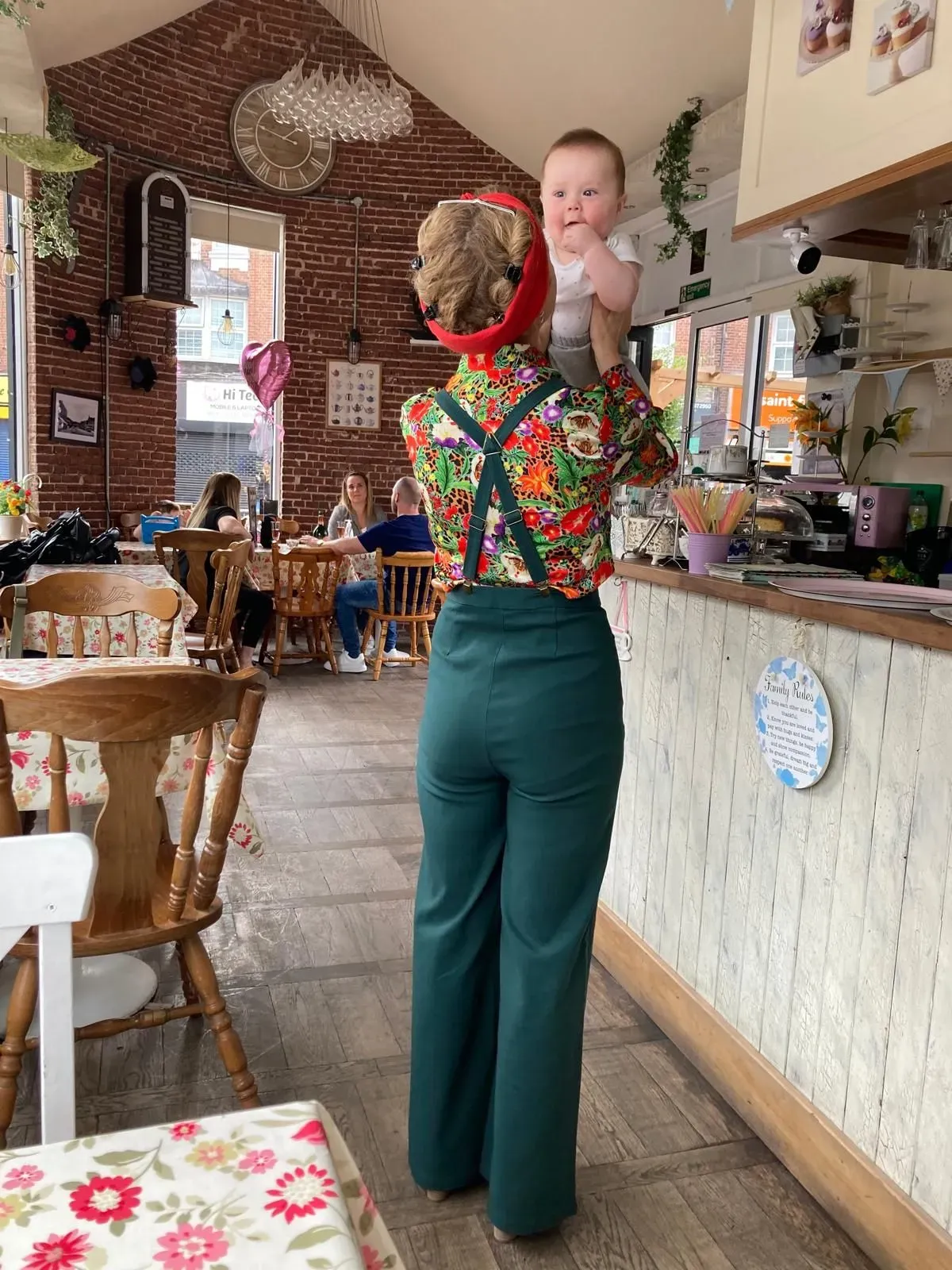 Descriptive text for the image