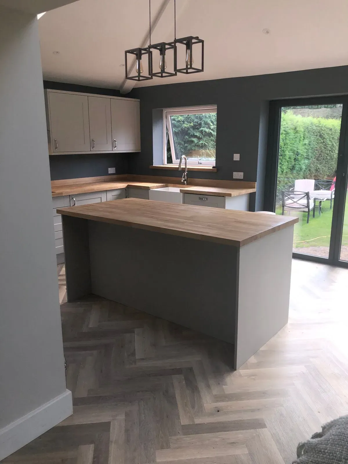 Descriptive text for the image