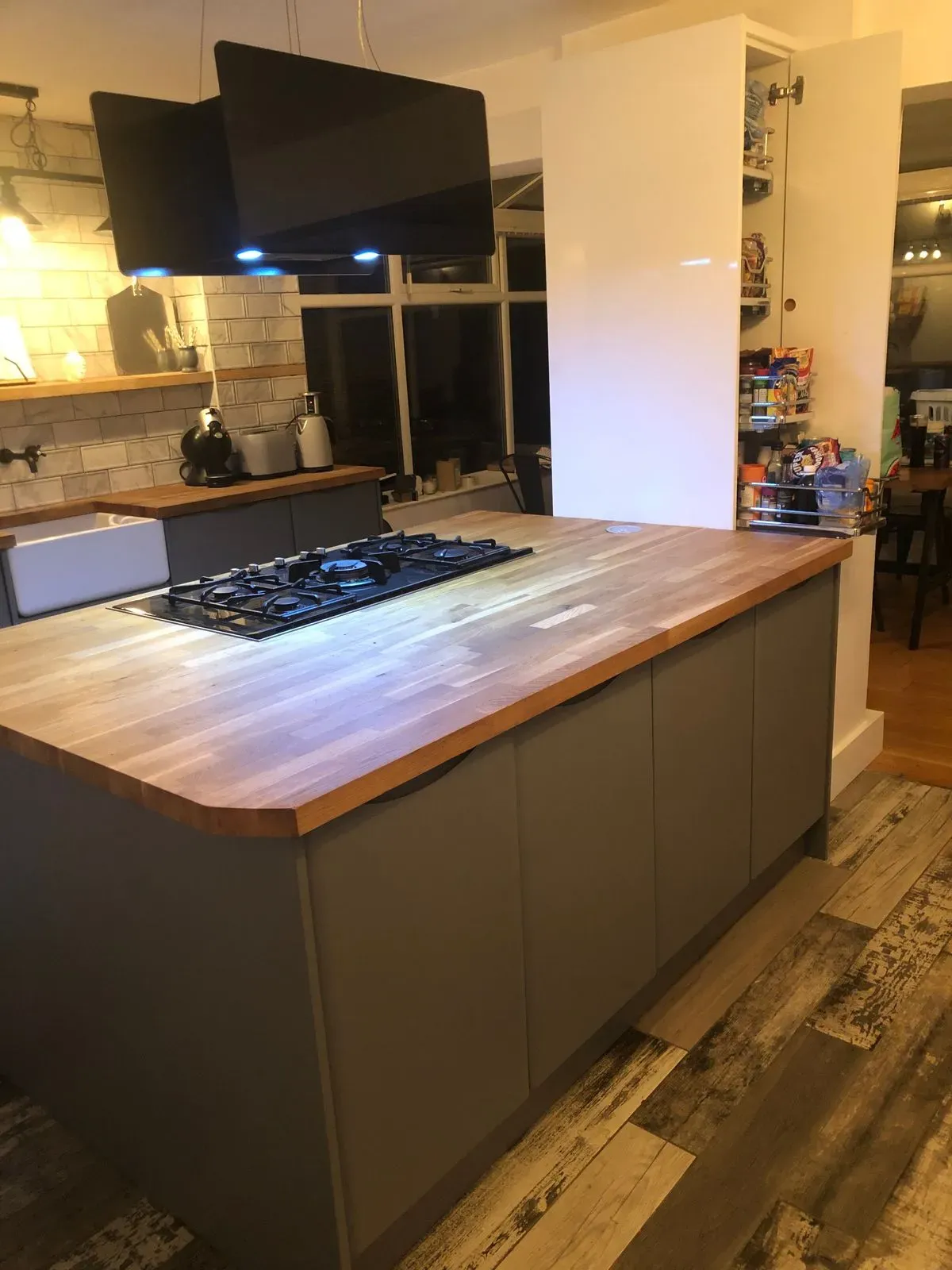 Descriptive text for the image