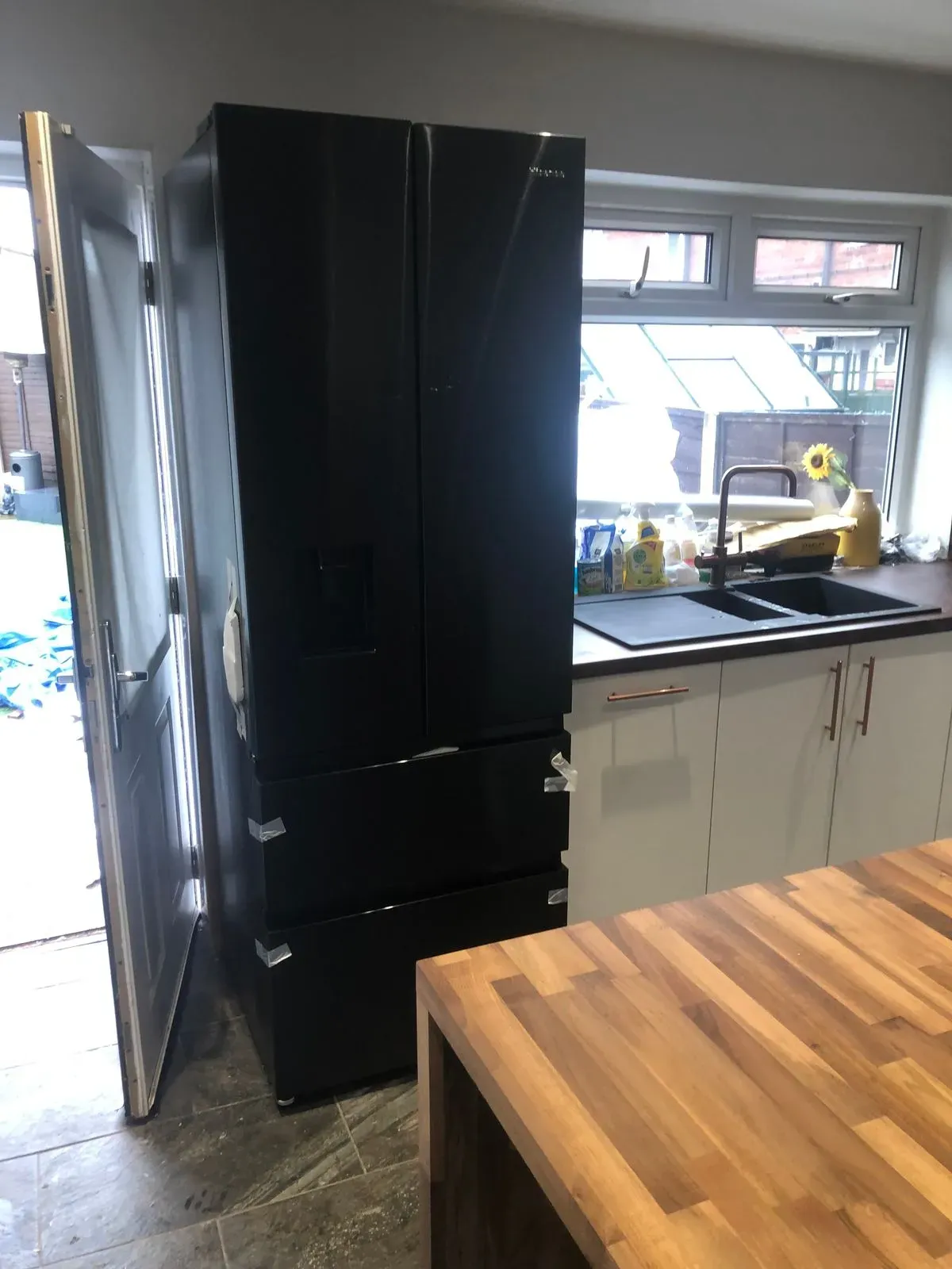 Descriptive text for the image