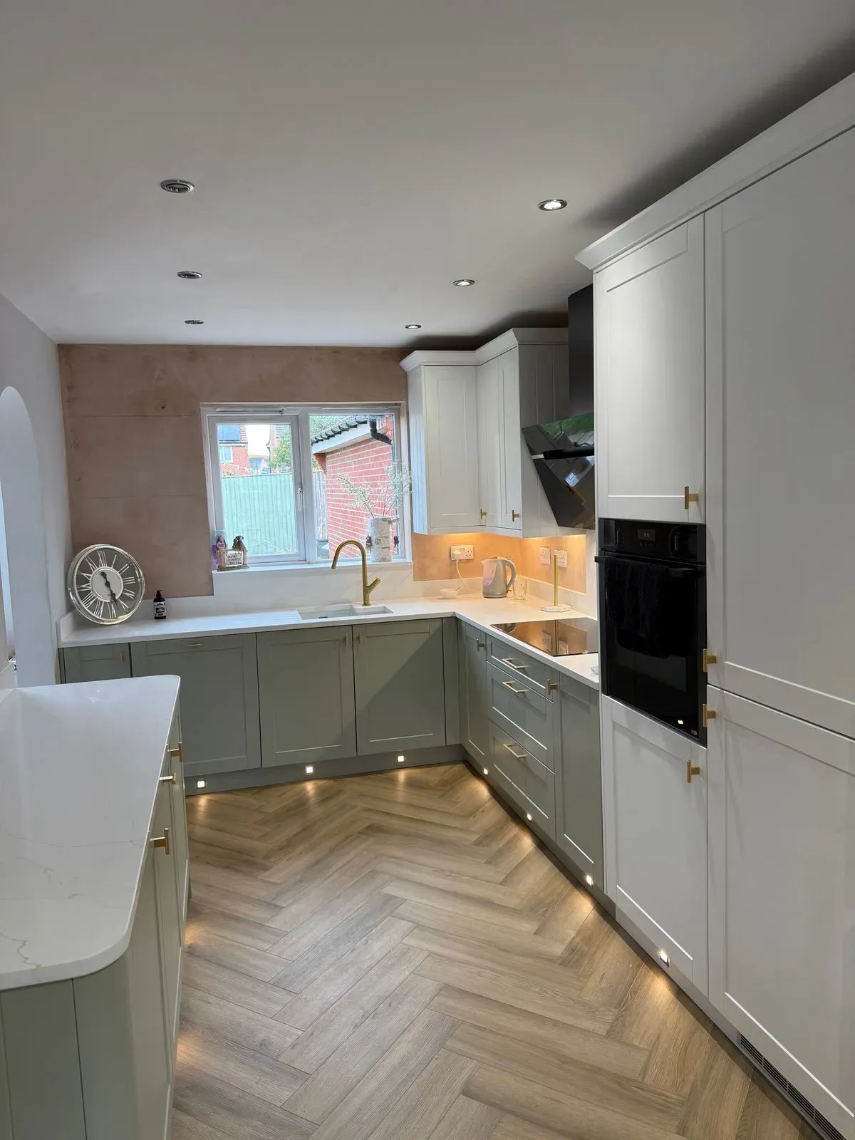 Descriptive text for the image