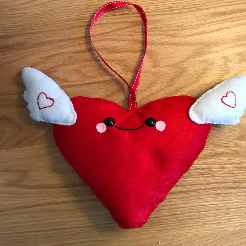Front-image-of-Red-Valentine-heart-face-image- thumbnail image