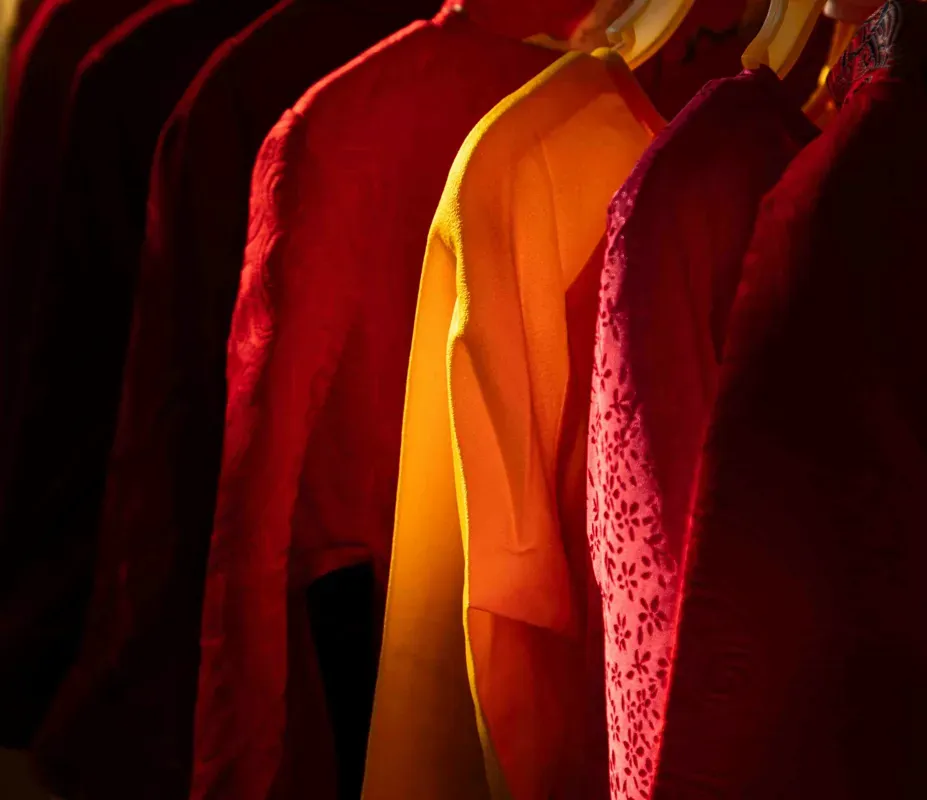 8222612705858-rrrsls2artcbmv4w21s4nu-hhhh collection background image