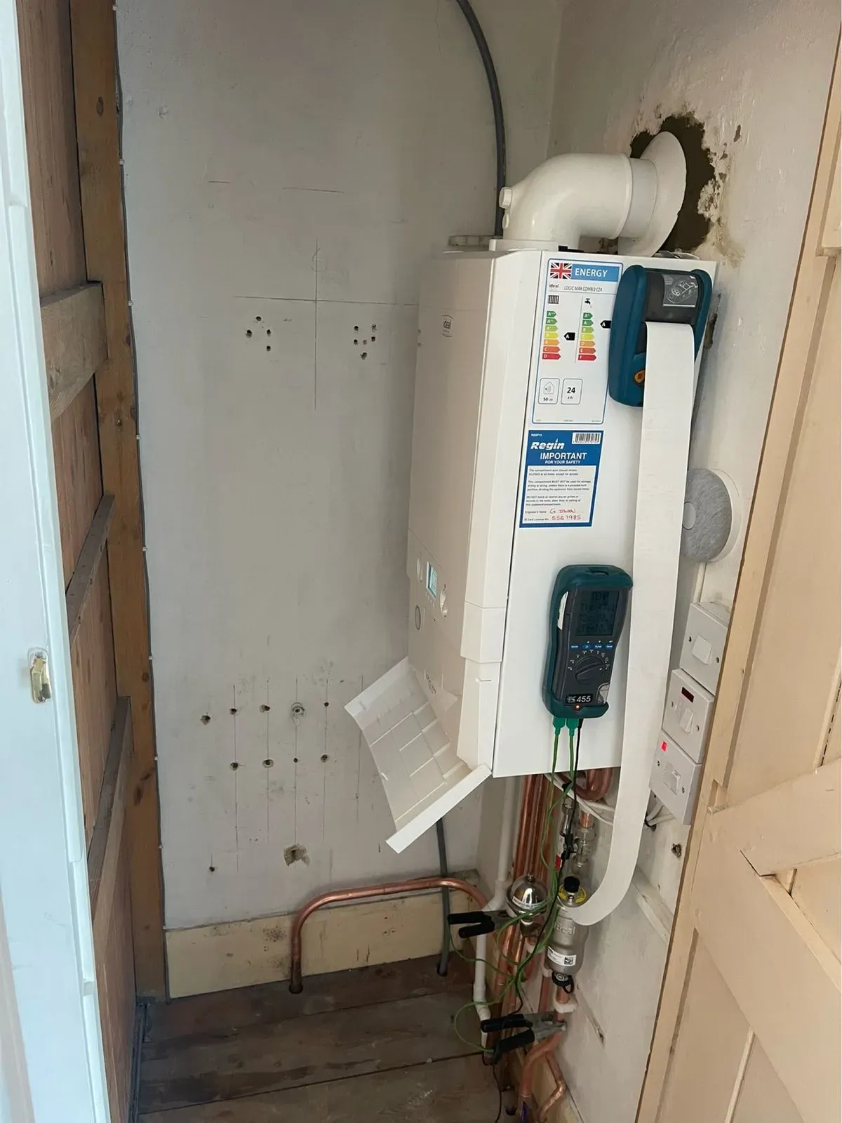 Boiler Servicing image background image