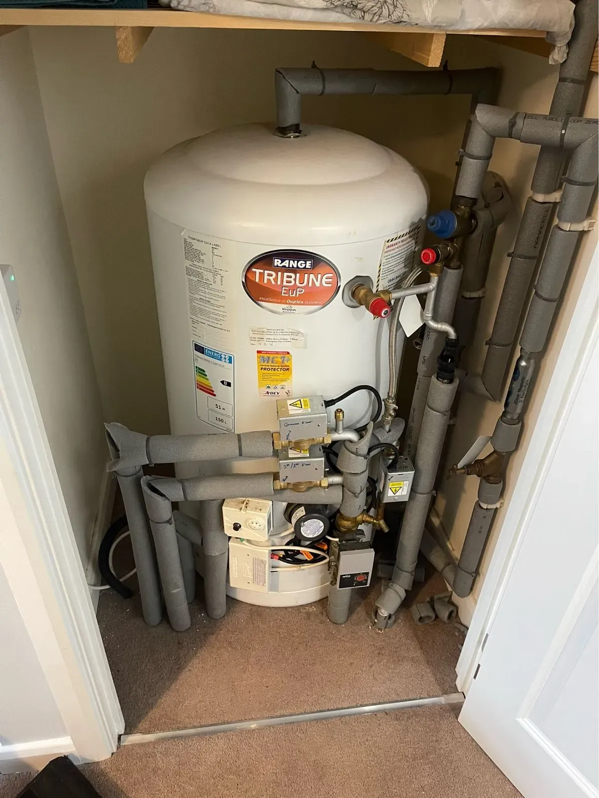Unvented hot water image