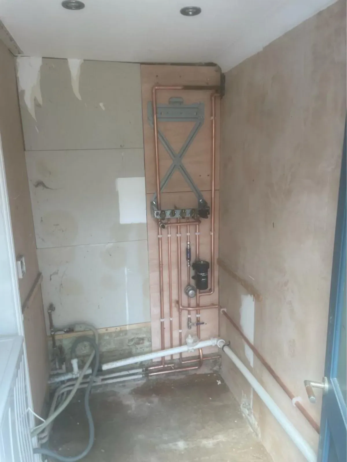 Central heating installation image