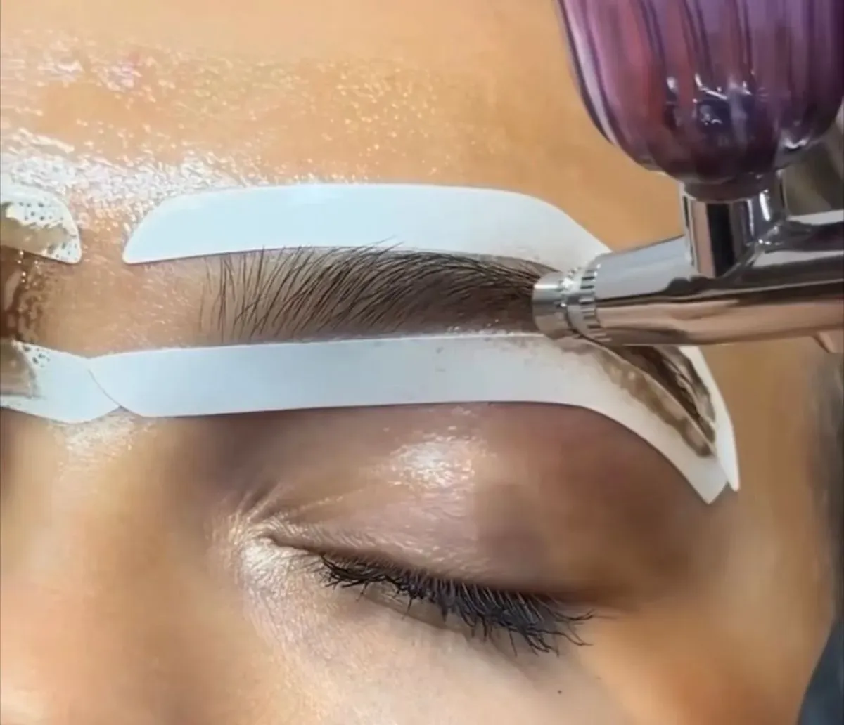Brow treatments image background image
