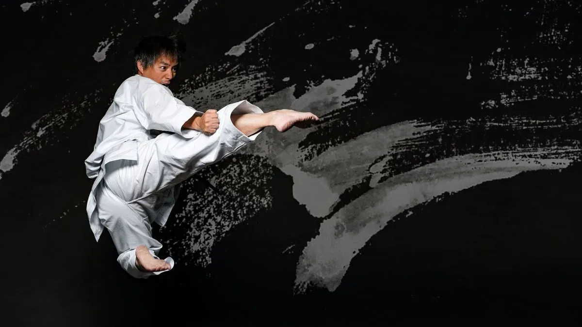 Group photo of karate students in Stanwell dojo