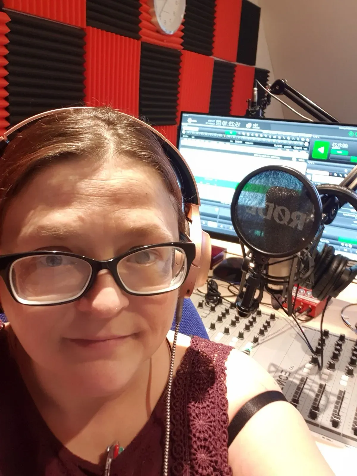 Live broadcasting image background image