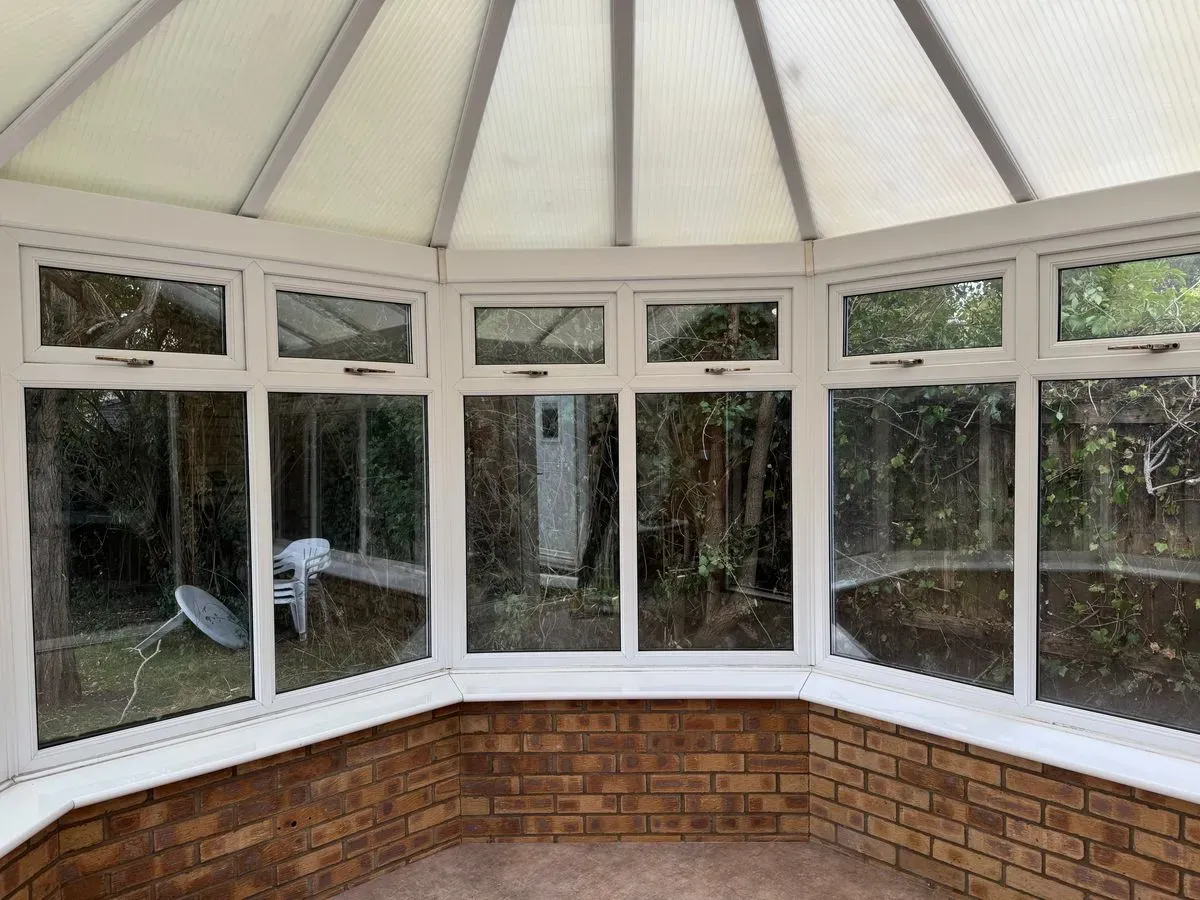 Conservatory Cleaning image background image