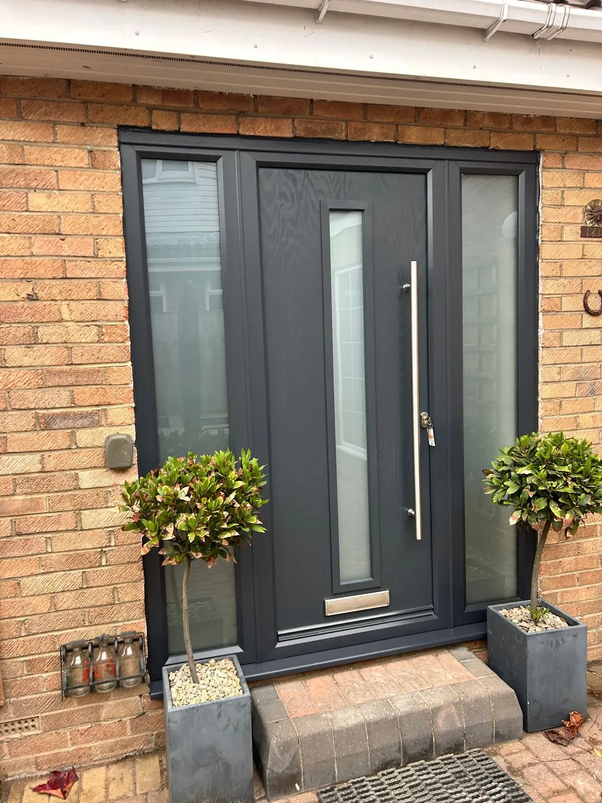 Window Replacement image