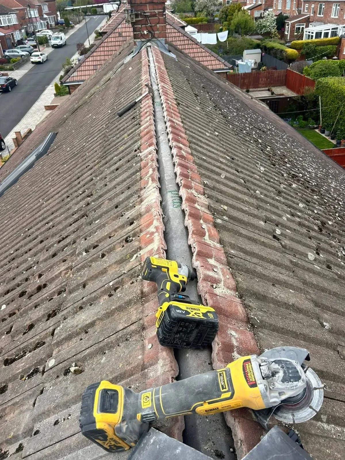 Roof Repairs and Maintenance image background image