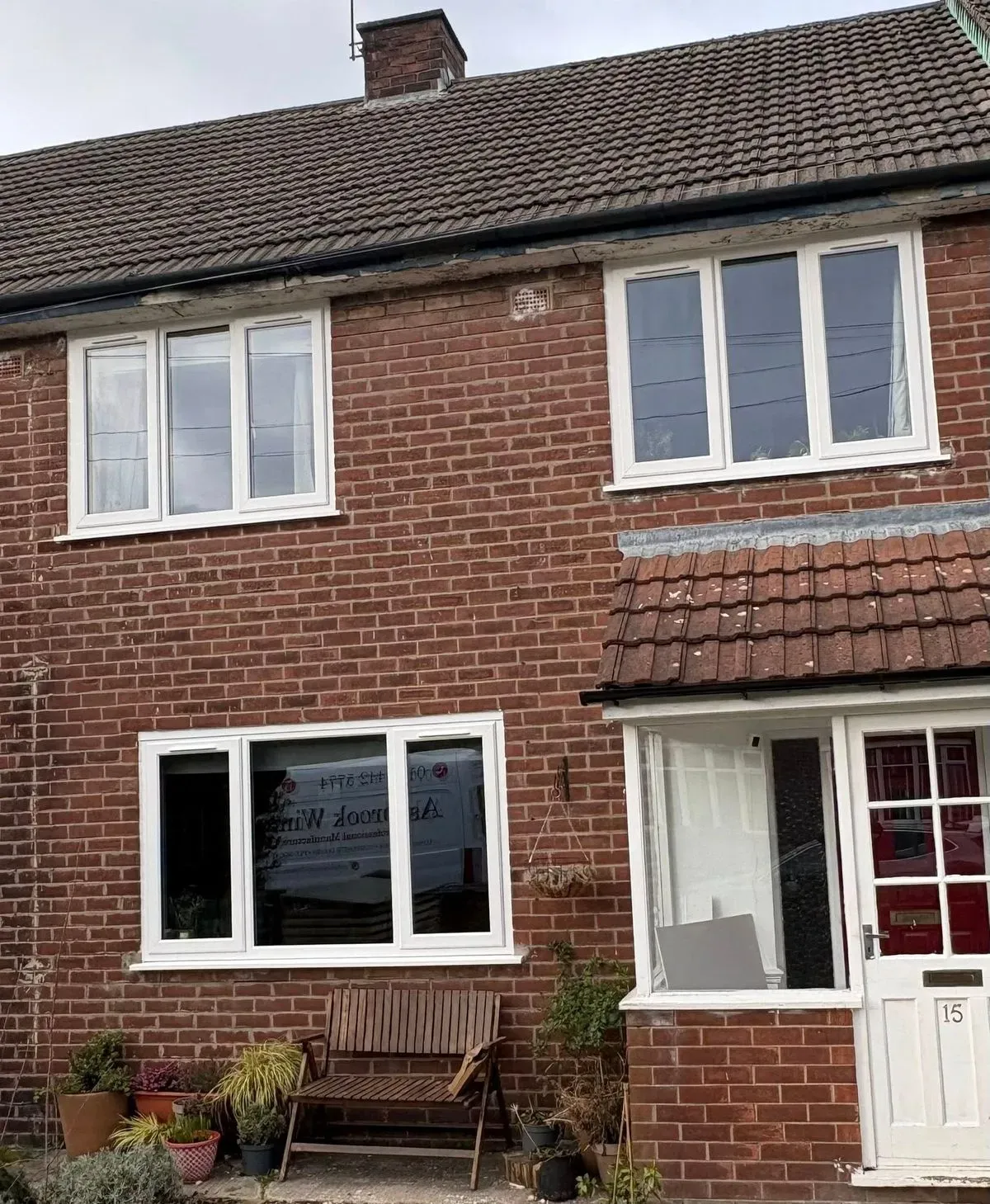 Residential PVC window installations image background image