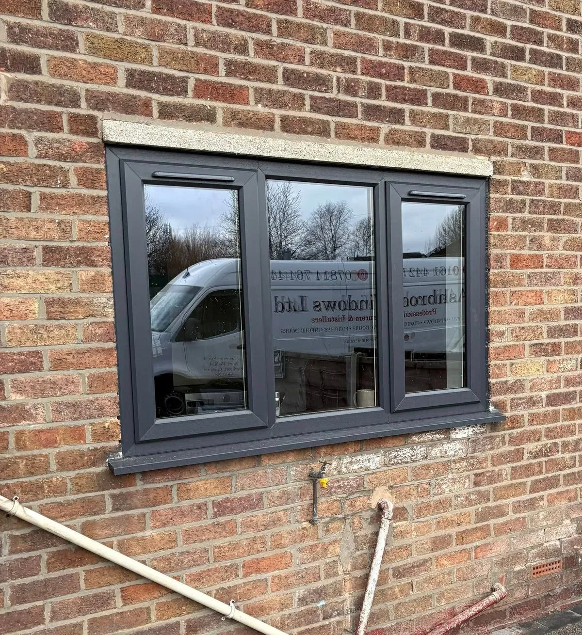 Window installation services image background image