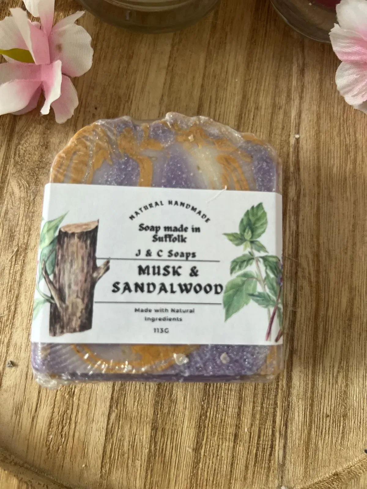 8211466777730-g81bdz04t5ptpc4surmoug-musk-and-sandal-wood-1 thumbnail image