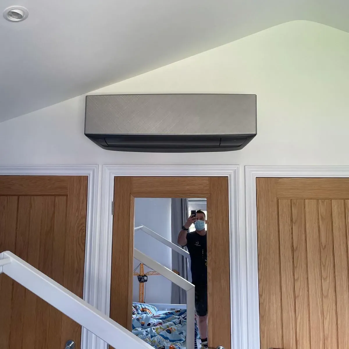 Descriptive text for the image