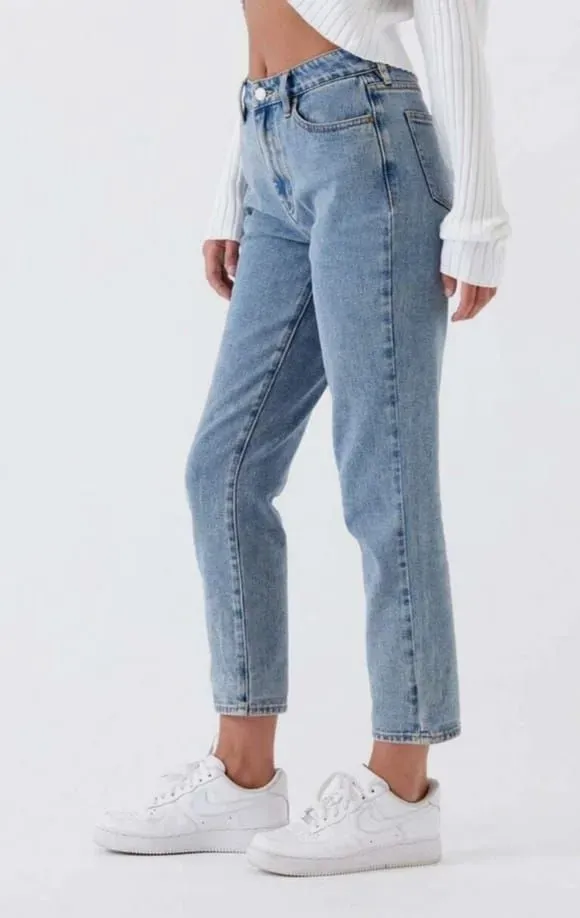 8222782387837-95pkbjh2fjdsbipfx4czb-WhatsApp-Image-2026-04-26-at-16-23-28h thumbnail image