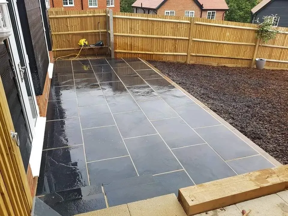 Descriptive text for the image