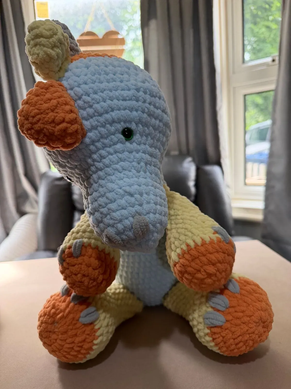8219147084411-qj01npiji6512jfshnobm-Dino-1 collection background image