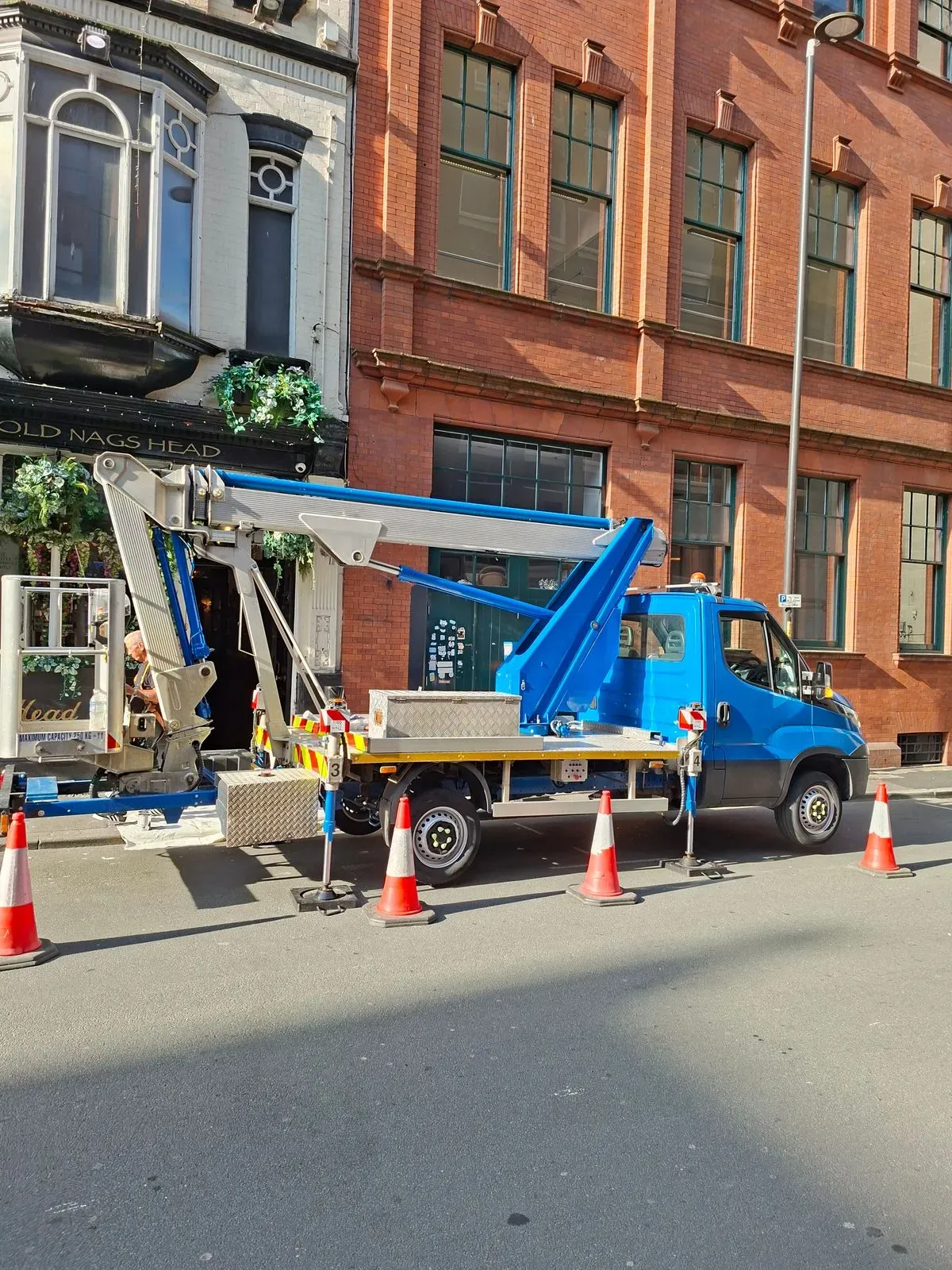 Expert Building Maintenance Services