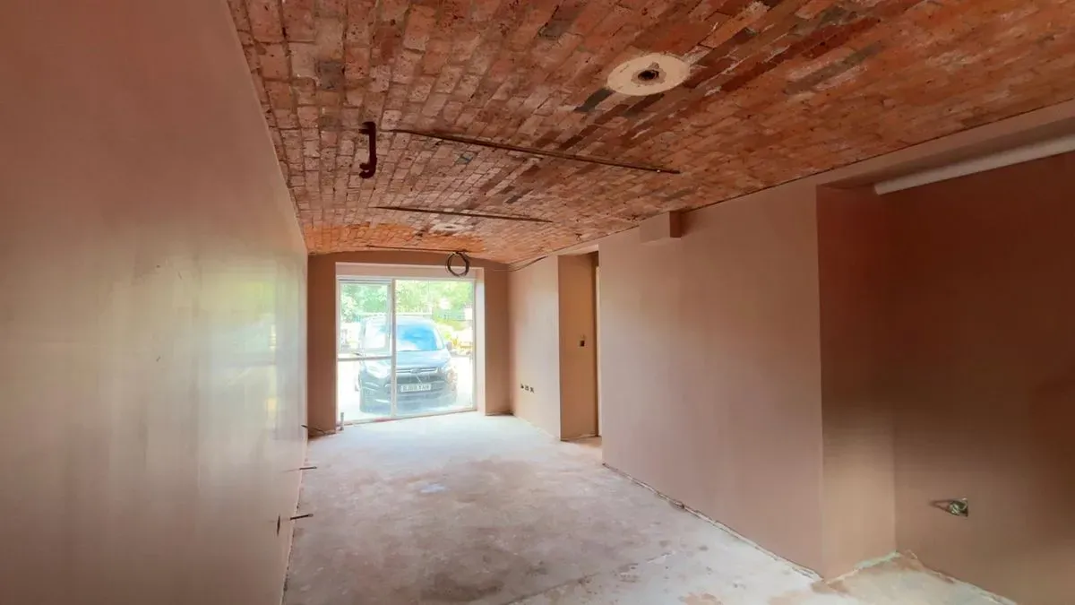 Ceiling Repair image background image
