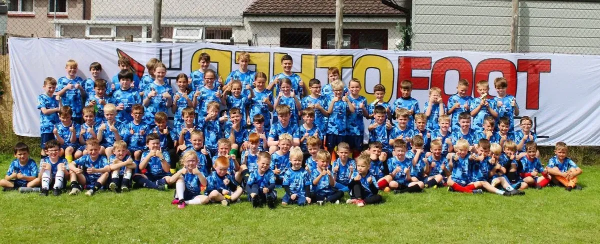 Youth development camps image background image