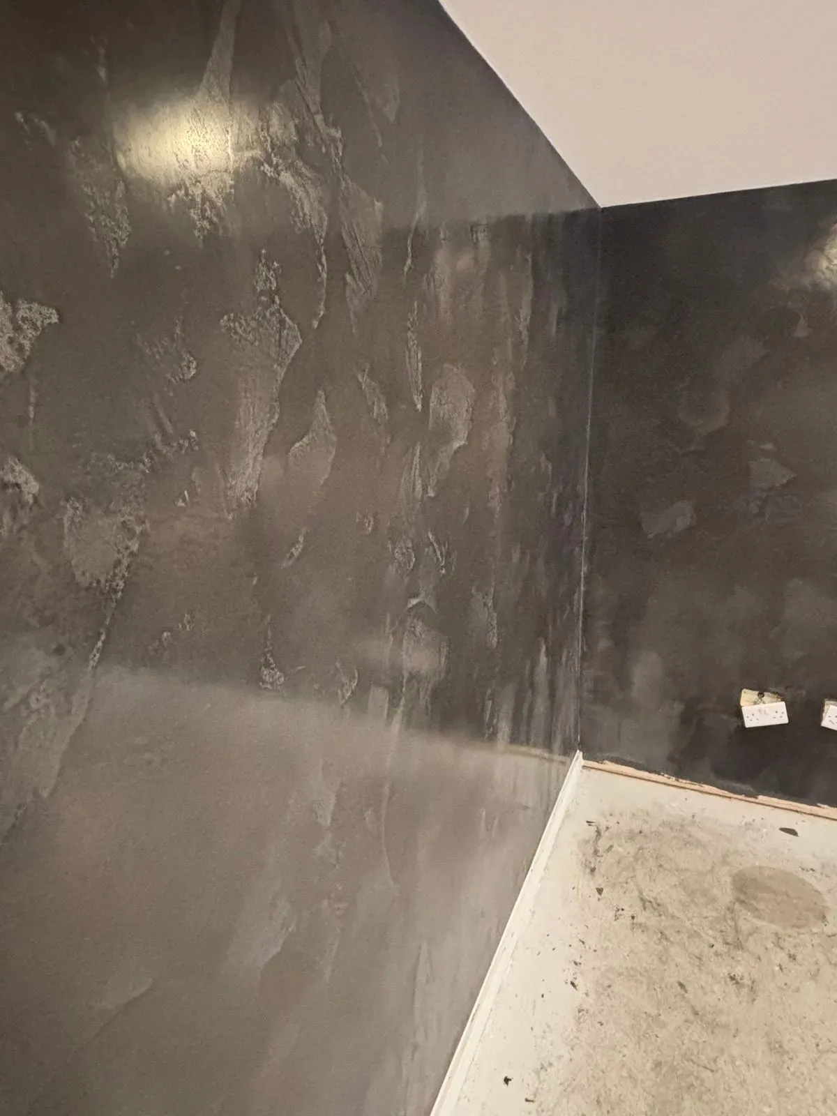 Decorative wall finishes image