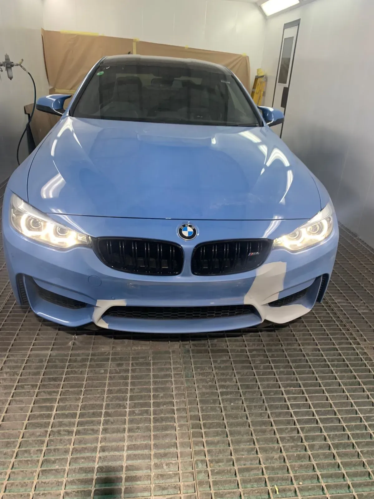 Mot Centre, Bodyshop image