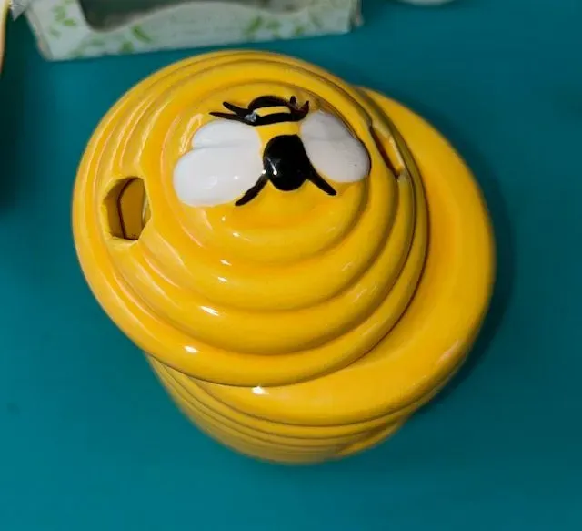 8212748655617-65pl0zxb1k4whs04rv5pa-Bee-burner-2 thumbnail image