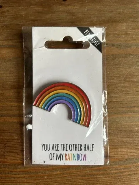8218277326357-7cp8culvkeo2nzjwfzoirk-Pride-rainbow-lapel-badge thumbnail image