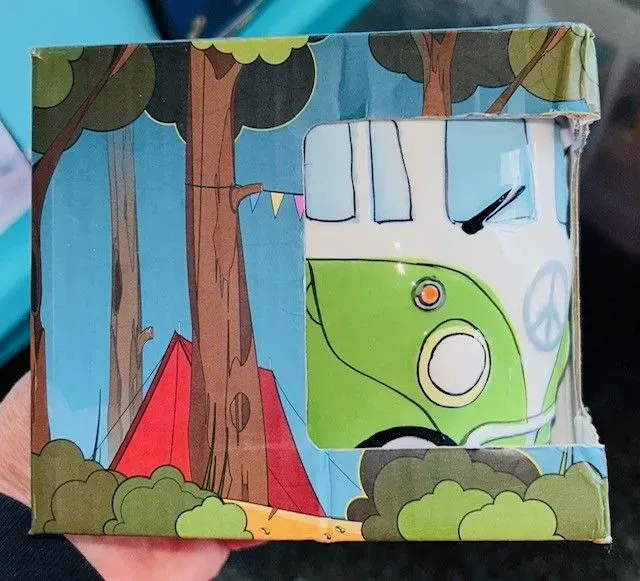 8218629004769-zxuoxh8ho6o2g2d97sa3qi-VW-mug-green thumbnail image