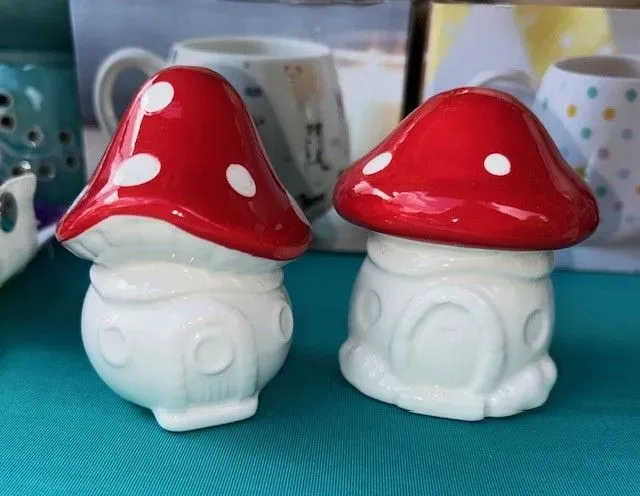 8218710154741-bijtml79zcrolbn3cv00os-Fairy-cruet-set thumbnail image