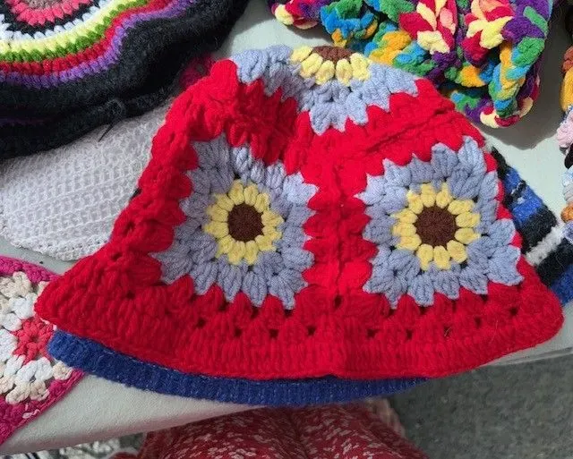 8219057530647-g9qovn28tv85na2tzrwi-Bucket-hat-B thumbnail image