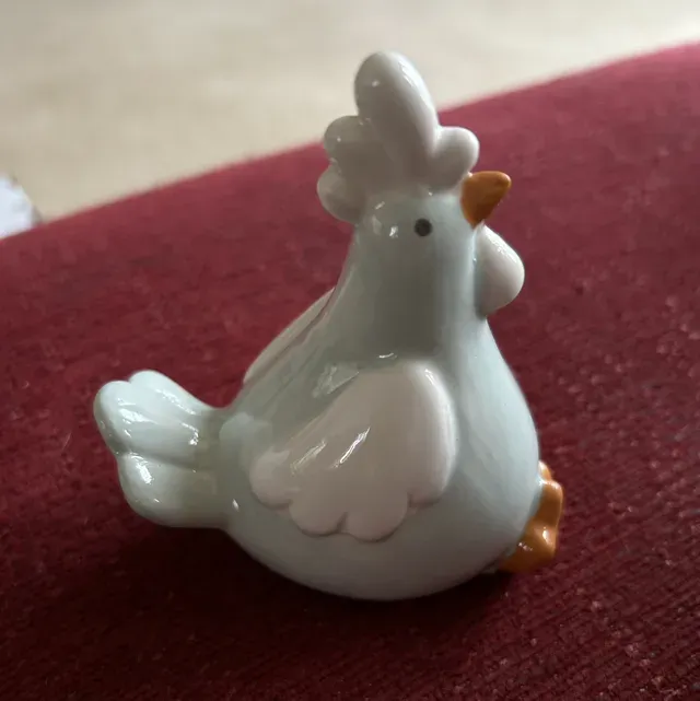 8219576645330-a7y9x6dr1a6z735d2akla-Green-chick thumbnail image