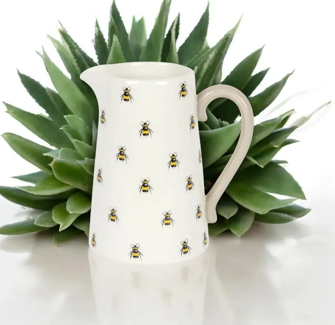 8219577388613-mxdkkozlgdeyiyh8bvbryp-Bee-Jug thumbnail image