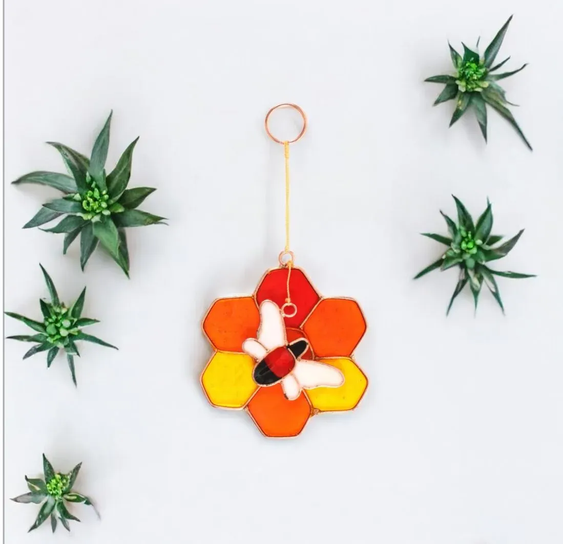 8219584505306-1bawuakg7qeiw6ud6fan42a-Bee-Suncatcher thumbnail image