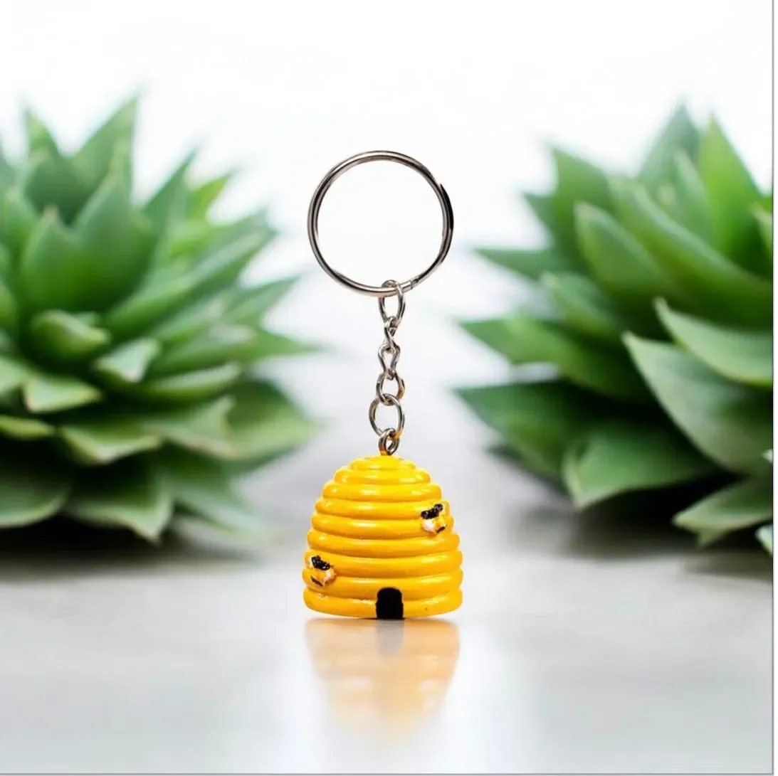 8219588337374-om2rja08gzzscau60ef8b-Beehive-keyring thumbnail image