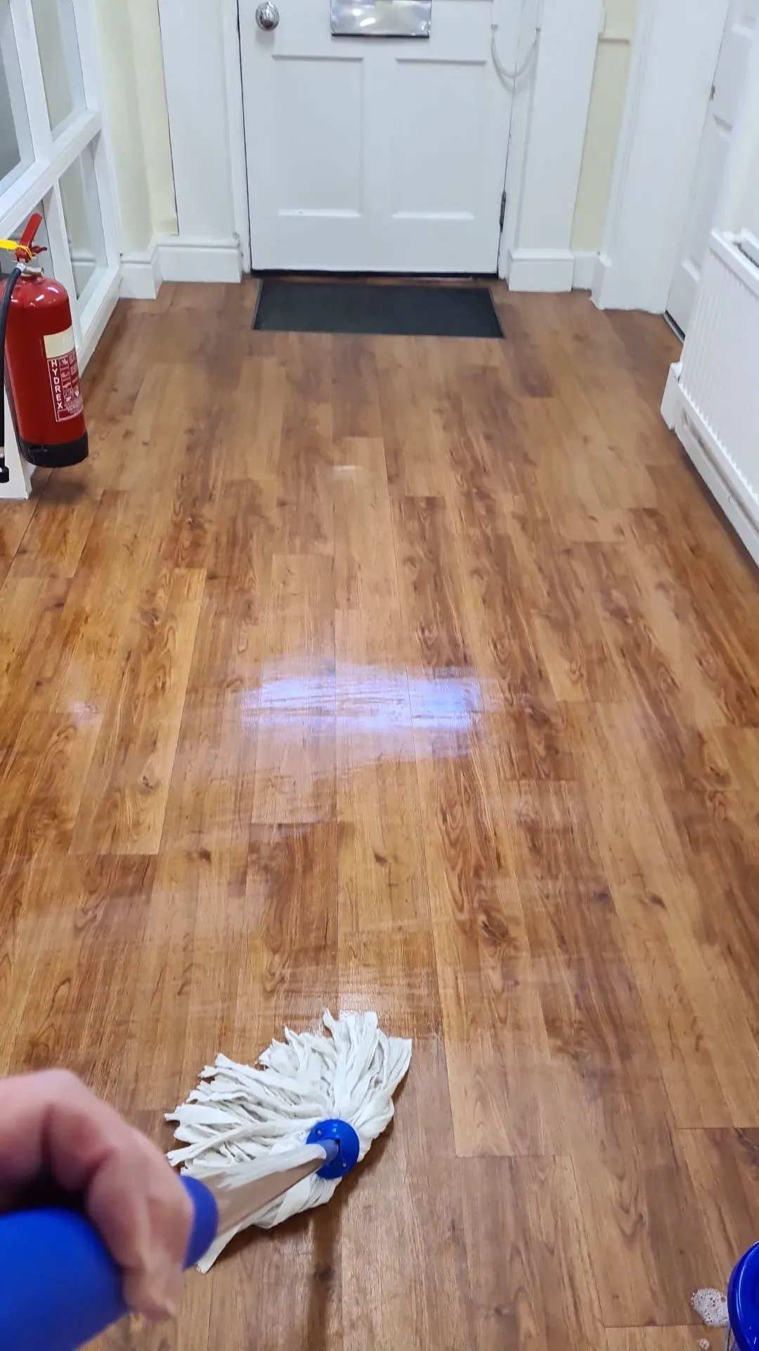 Deep cleaning image background image