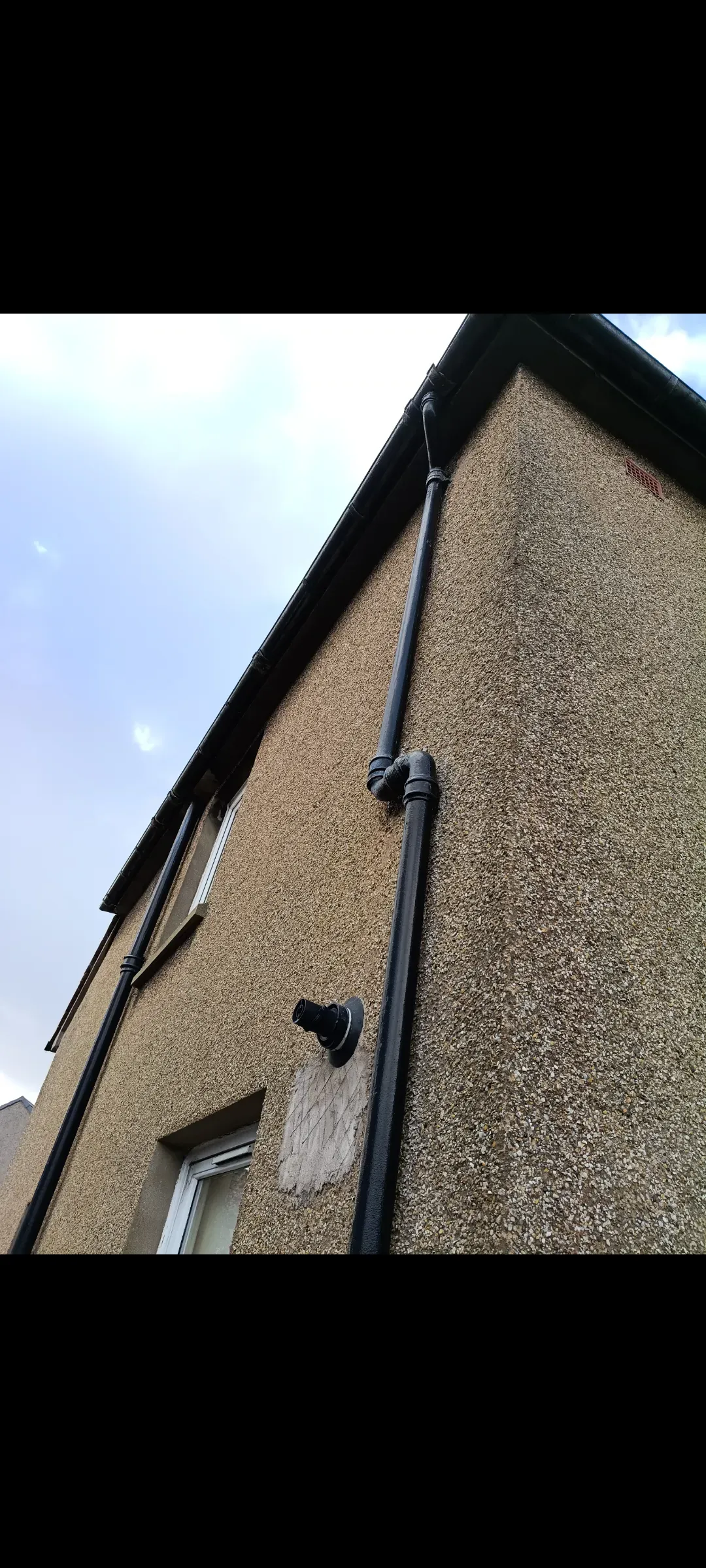 Downspout cleaning image background image