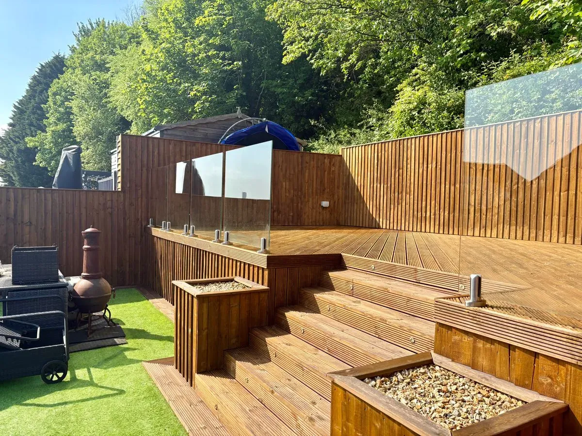 Fencing and Decking in Swansea background image