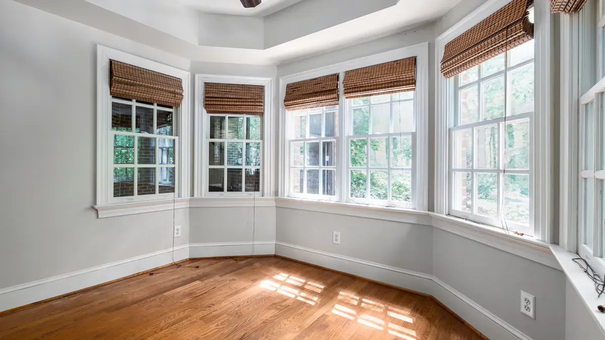 Descriptive text for the image