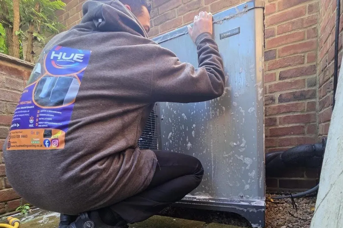Heat pump servicing image
