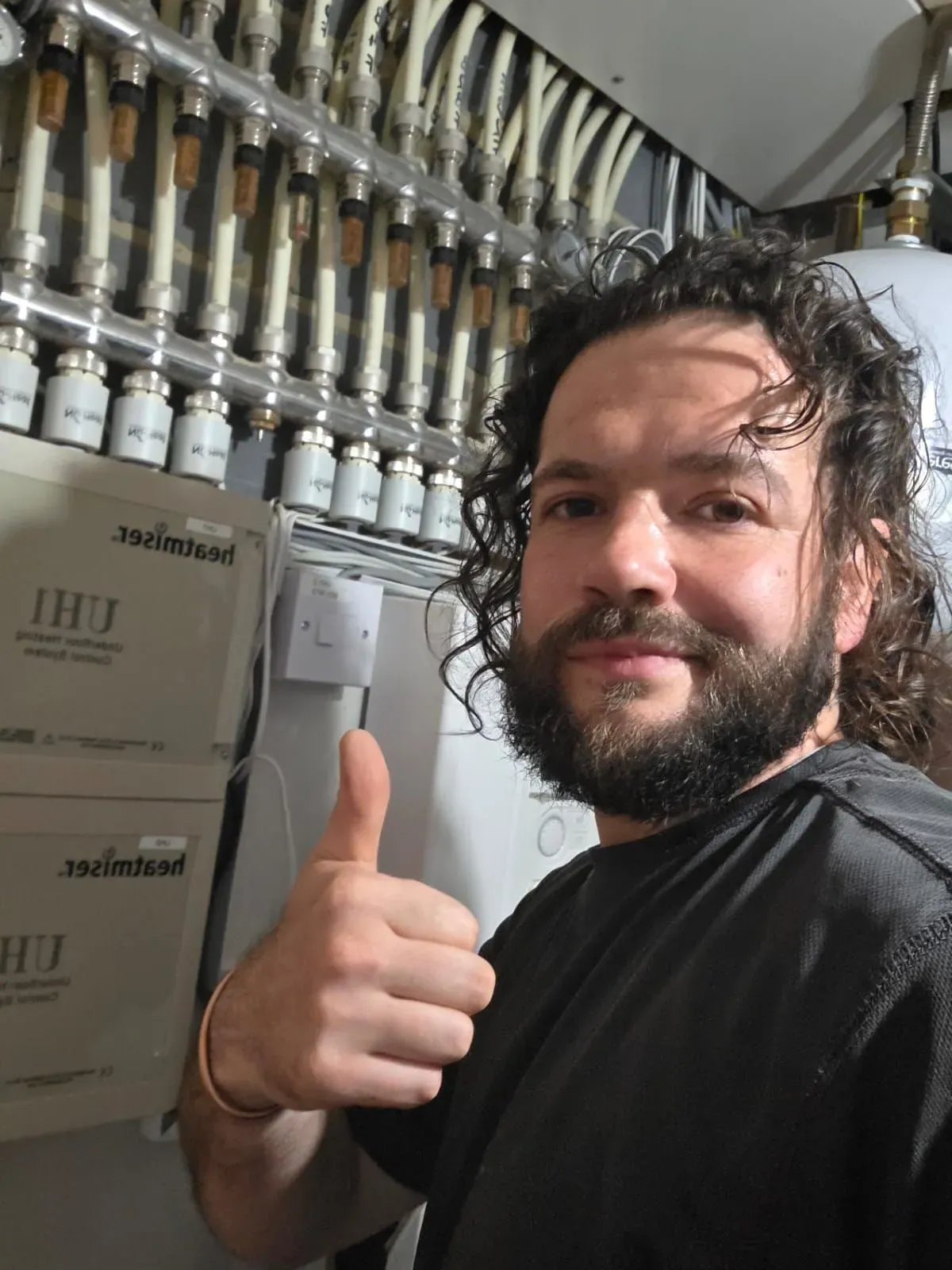 Heat pump servicing image