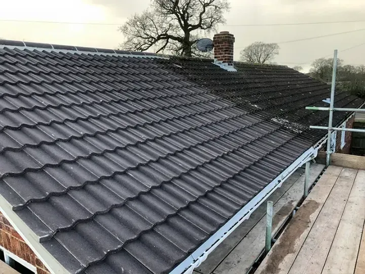 Roof Repairs image background image