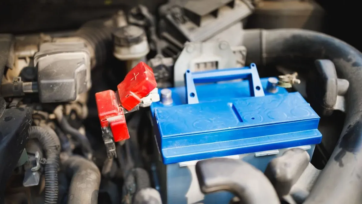 Battery replacement and service image background image