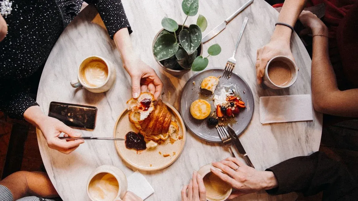 Catering services image